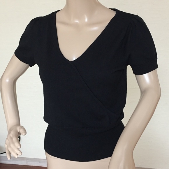 August Silk Black Top  S - Picture 9 of 9